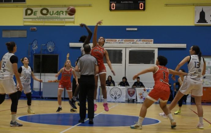 Dinamo pinkba