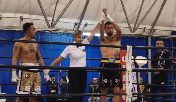 Boxe, vittorioso esordio per il neo professionista tarantino Andrea Ottomano