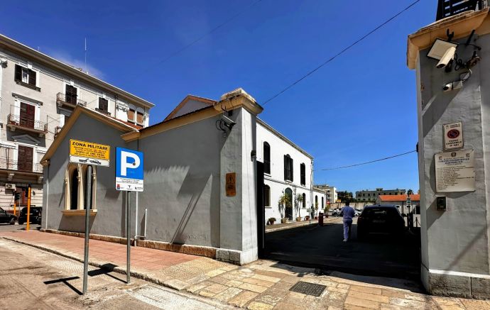 Ingresso caserma mezzacapo