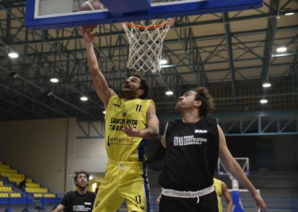 Santa Rita Taranto batte Duma Bari. E’ la terza vittoria di fila in DR1