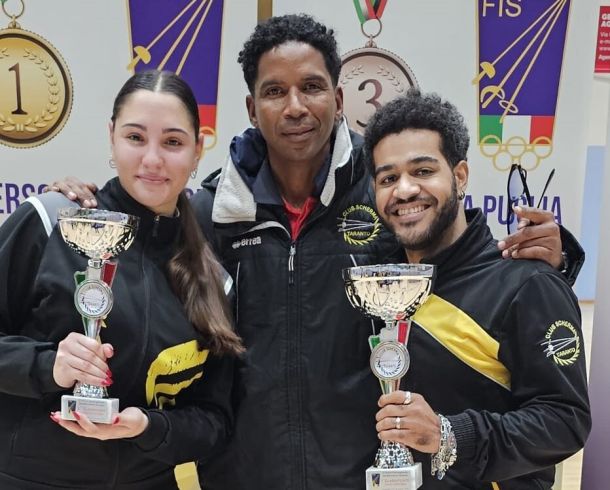 Scherma, sorrisi tarantini nella Spada