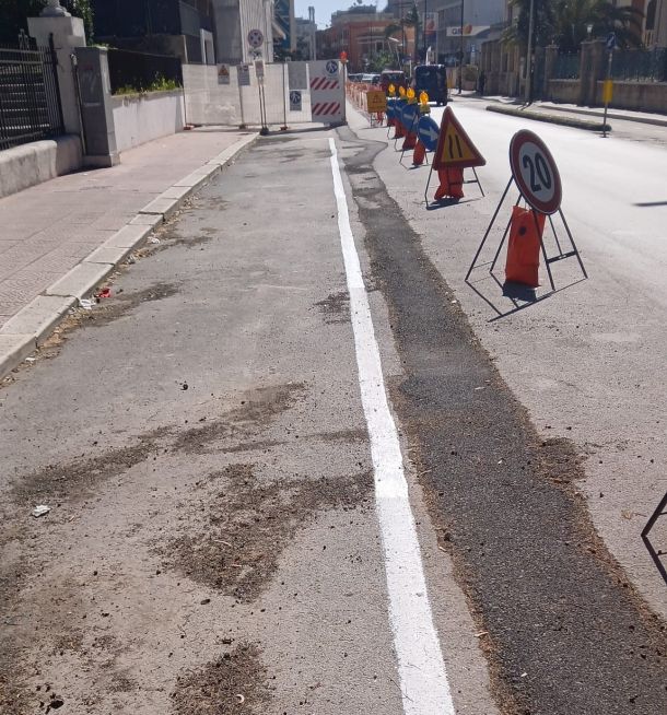 Taranto, via le strisce blu in alcune strade del Borgo