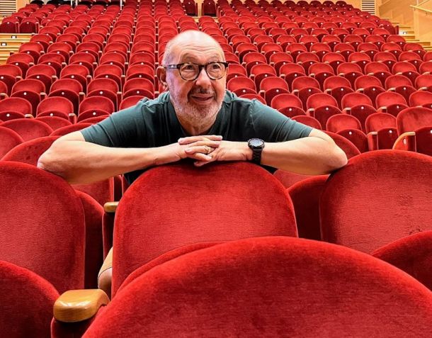 Rosso Primitivo, il “monologo operaio” di Aldo L’Imperio sul palco del Turoldo di Taranto