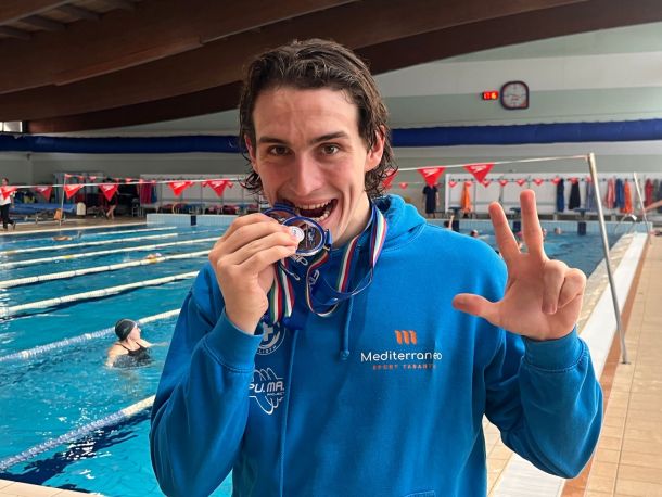 Tre medaglie per Marco D’Aniello ai campionati italiani di nuoto paralimpico