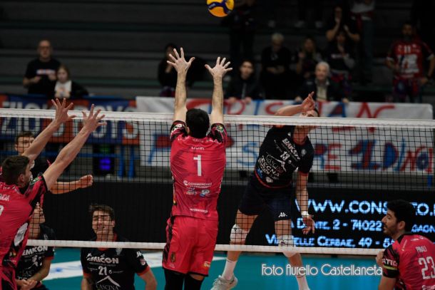 Taranto, vittoria al tie-break